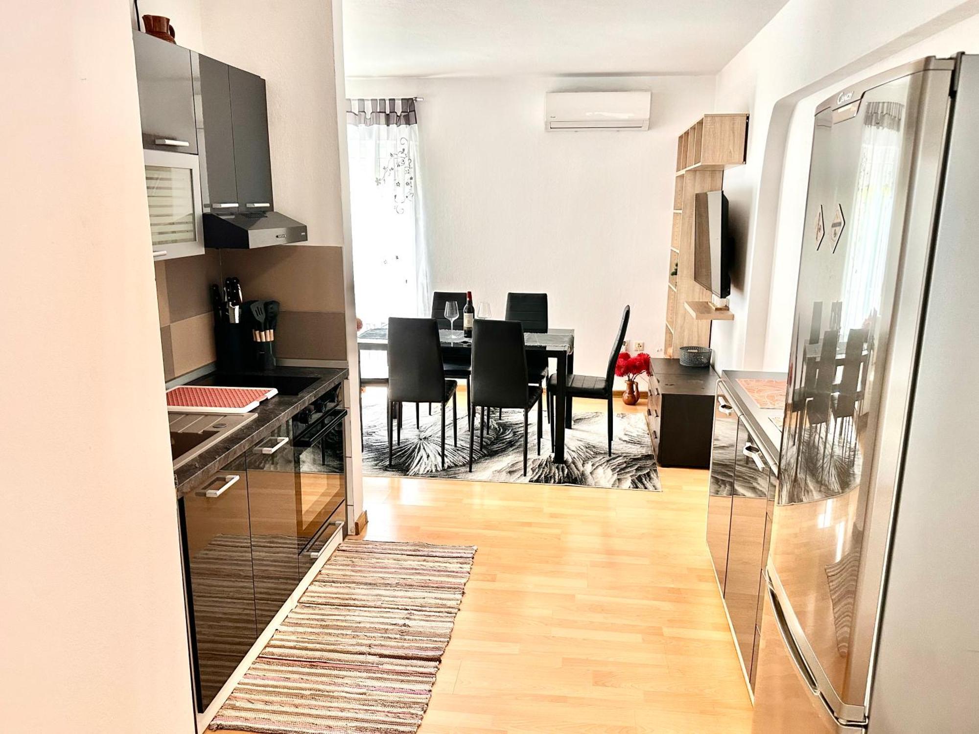 Apartmani Ana Dramalj Exterior photo
