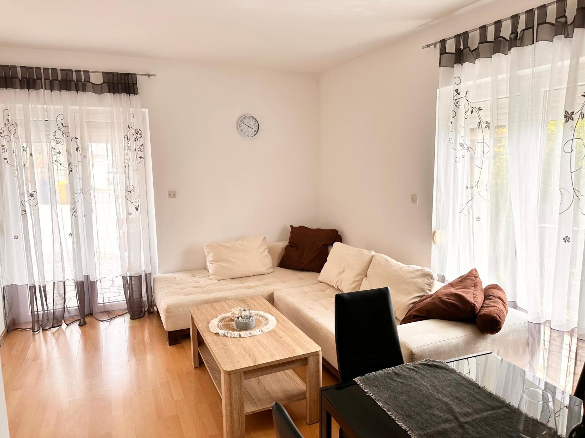 Apartmani Ana Dramalj Exterior photo